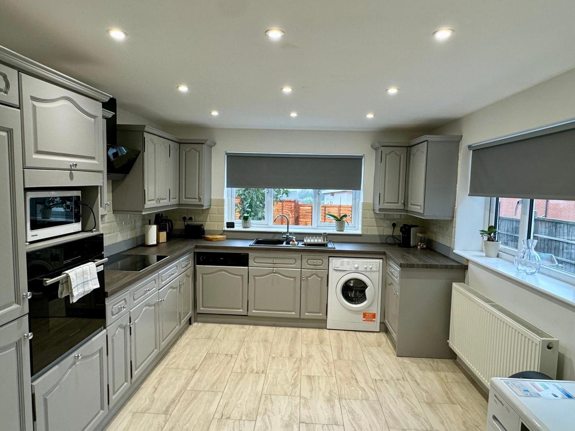 Florina S House 4 Bedrooms Villa Rugeley Esterno foto